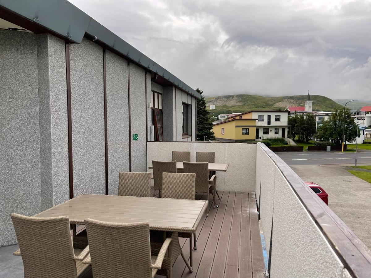 Helgrindur Guesthouse Грундарфьордур Экстерьер фото