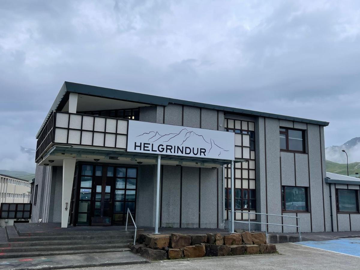 Helgrindur Guesthouse Грундарфьордур Экстерьер фото
